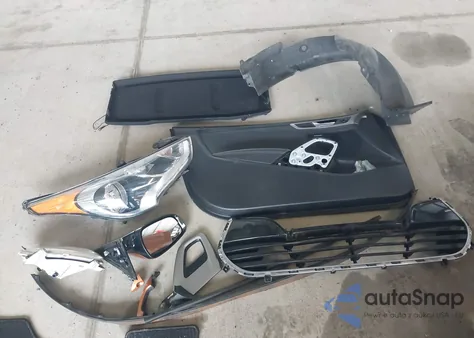 2016 Hyundai Veloster from USA, damaged, VIN KMHTC6AD5GU302312